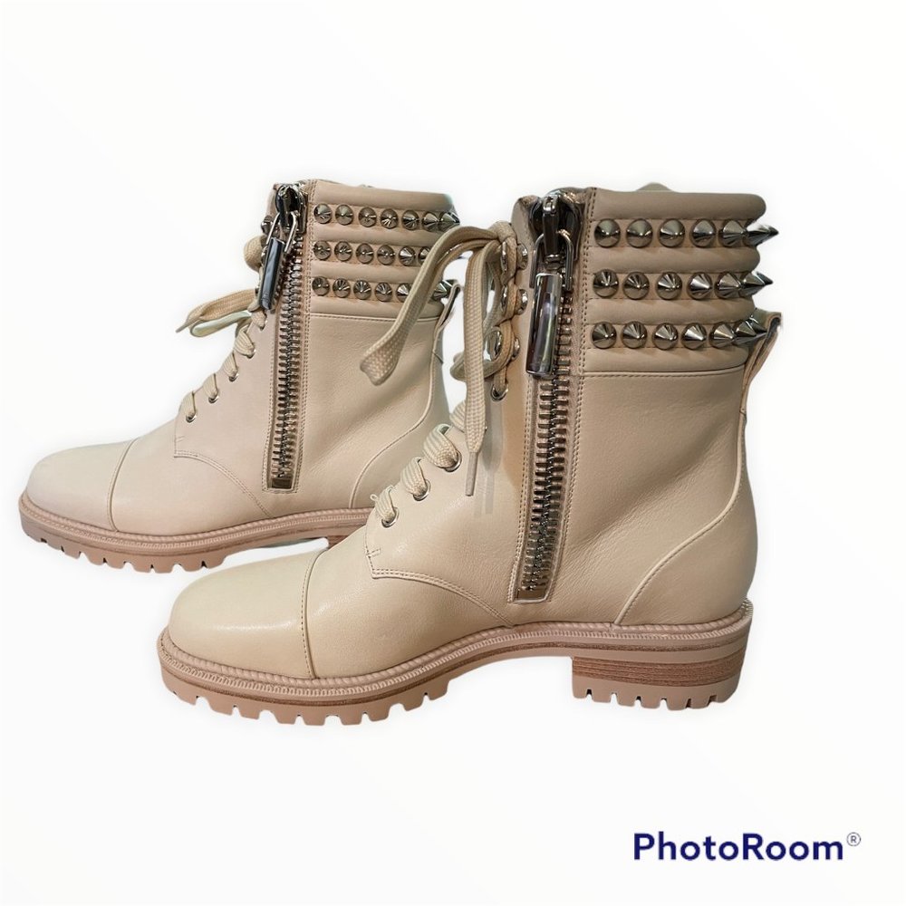 CHRISTIAN LOUBOUTIN NWB  $1490 WHITE WINTER BOOTS